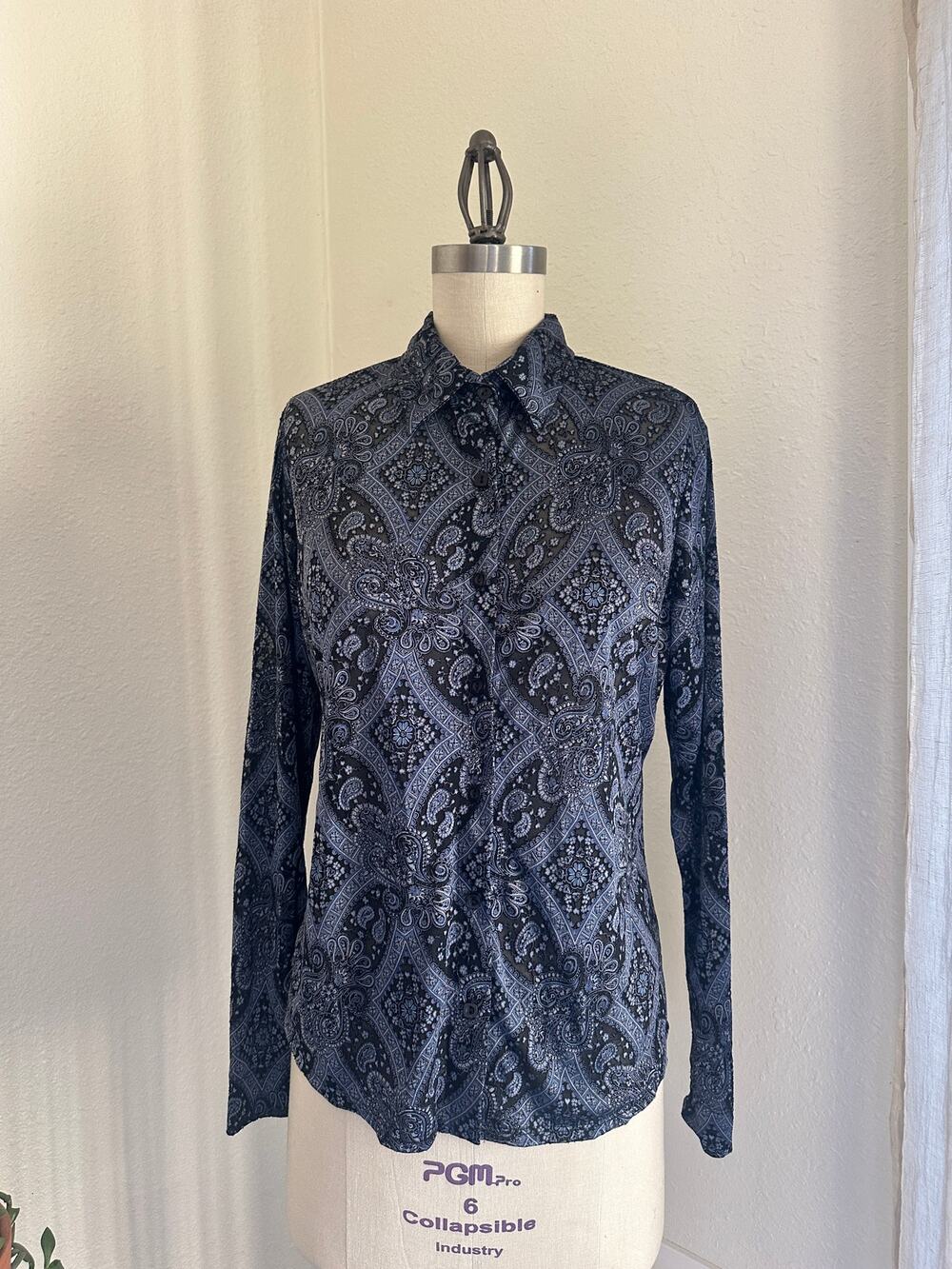 Self Esteem Women’s Lg Sheer Paisley Button-Up Blouse Black Blue Vintage Y2K